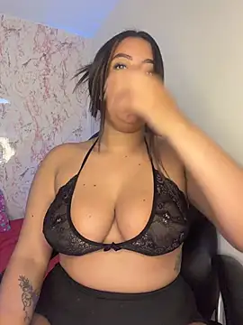 Snapshot of ElaaPerez chatting on March 29, 2026, 6:19 pm ElaaPerez online show from March 29, 2026, 6:19 pm