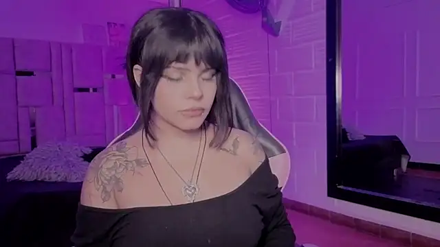 Snapshot of BonnieAnderson_ chatting on July 31, 2026, 4:45 am BonnieAnderson online show from July 31, 2026, 4:45 am