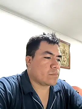 Snapshot of Jhonatan_Morales_S chatting on January 22, 2025, 5:26 am Jhonatan Morales S online show from January 22, 2025, 5:26 am