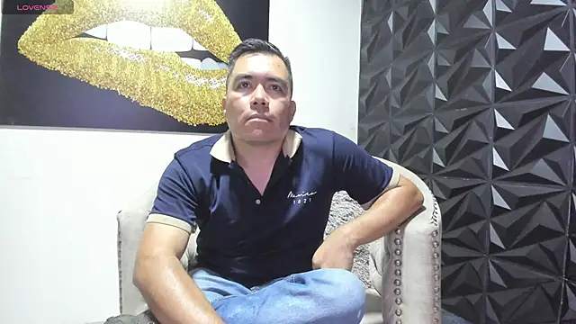 Snapshot of Jhonatan_Morales_S chatting on January 16, 2026, 2:26 am Jhonatan Morales S online show from January 16, 2026, 2:26 am