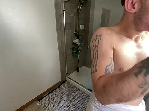 Snapshot of RuffClvb chatting on February 12, 2025, 7:02 pm RuffClvb online show from February 12, 2025, 7:02 pm