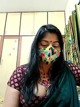 Snapshot of Ratna-777 chatting on February 23, 2025, 10:53 pm Ratna-777 online show from February 23, 2025, 10:53 pm