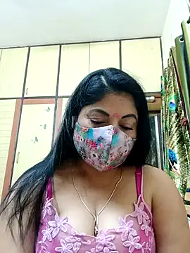 Snapshot of Ratna-777 chatting on February 26, 2025, 8:00 pm Ratna-777 online show from February 26, 2025, 8:00 pm