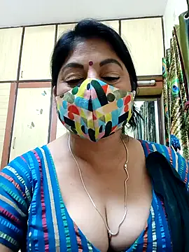 Snapshot of Ratna-777 chatting on March 1, 2025, 10:21 pm Ratna-777 online show from March 1, 2025, 10:21 pm