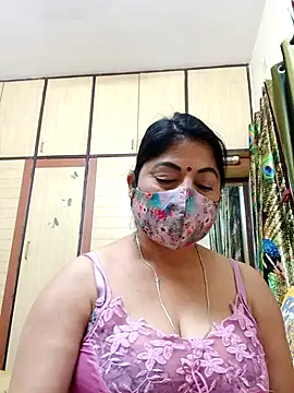 Snapshot of Ratna-777 chatting on March 4, 2025, 12:29 am Ratna-777 online show from March 4, 2025, 12:29 am