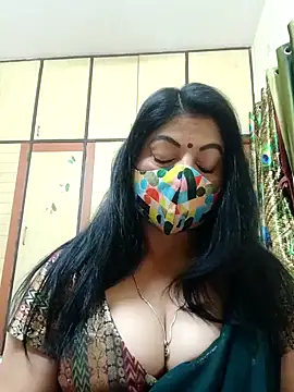 Snapshot of Ratna-777 chatting on March 7, 2025, 6:00 pm Ratna-777 online show from March 7, 2025, 6:00 pm