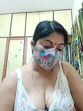 Snapshot of Ratna-777 chatting on March 10, 2025, 12:07 am Ratna-777 online show from March 10, 2025, 12:07 am