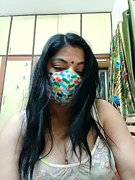 Snapshot of Ratna-777 chatting on March 22, 2025, 9:21 pm Ratna-777 online show from March 22, 2025, 9:21 pm