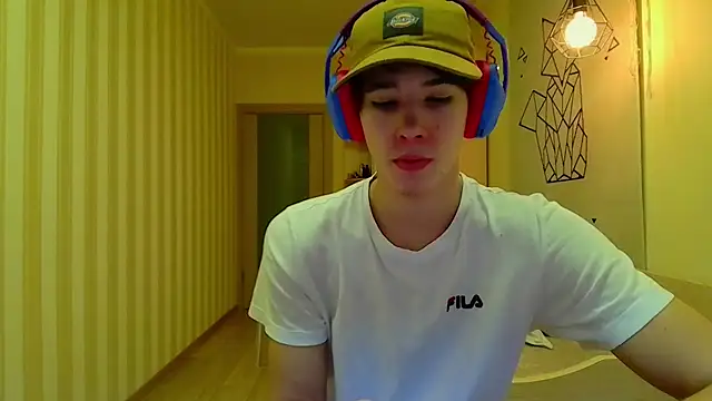 Snapshot of gayGamogey chatting on December 6, 2024, 12:27 pm gayGamogey online show from December 6, 2024, 12:27 pm