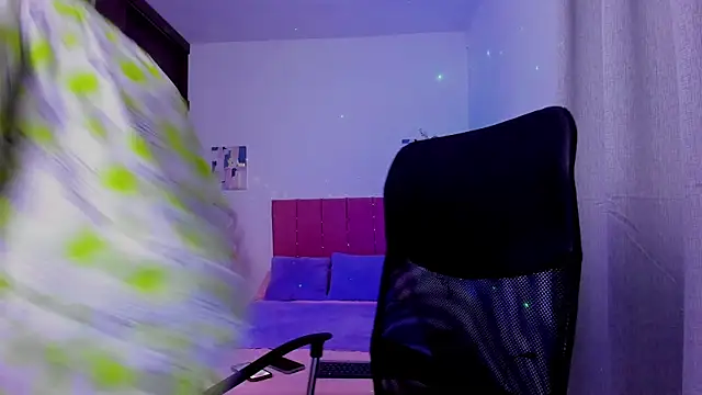 Charlee pink online show from September 25, 2025, 11:25 am