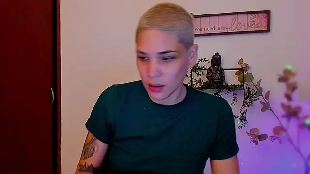 Charlee pink online show from January 11, 2026, 5:07 pm