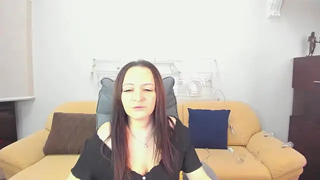 AngellLika online show from December 19, 2025, 10:00 am