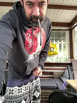 Snapshot of spermtronic chatting on May 13, 2026, 5:38 am spermtronic online show from May 13, 2026, 5:38 am