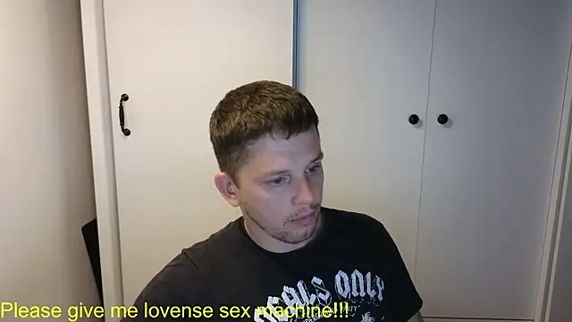 BigL0ve online show from June 11, 2026, 12:47 pm
