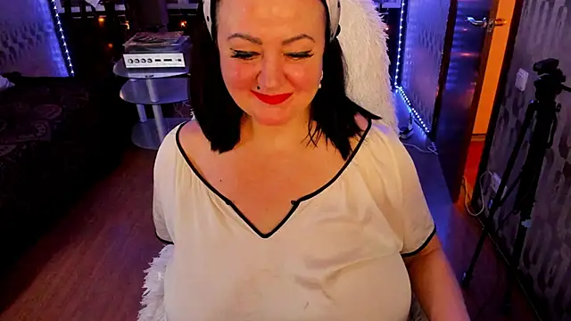 Scarlett OHara 1861 online show from March 3, 2025, 8:00 pm