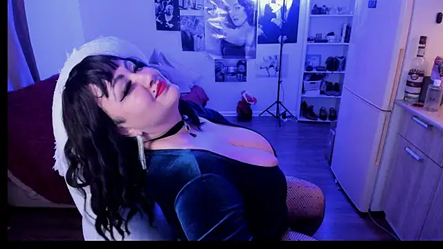 Scarlett OHara 1861 online show from June 7, 2026, 8:56 pm