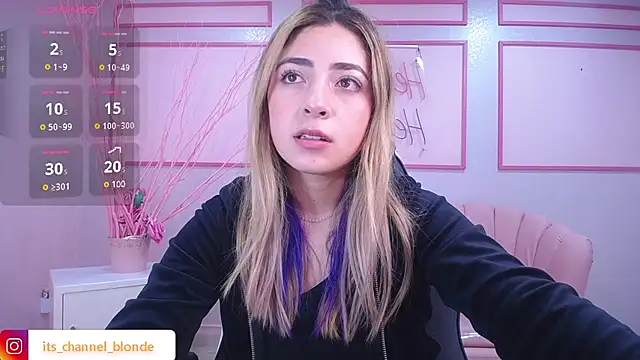 Snapshot of channel_blonde_a chatting on December 23, 2024, 6:05 pm channel blonde a online show from December 23, 2024, 6:05 pm