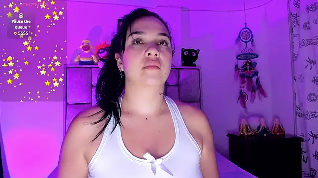 Snapshot of brianaGuzman chatting on December 3, 2025, 9:29 am brianaGuzman online show from December 3, 2025, 9:29 am