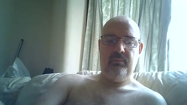 Snapshot of ThatUKguy79 chatting on July 17, 2026, 11:28 am ThatUKguy79 online show from July 17, 2026, 11:28 am