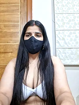 aaliya bhattt online show from October 29, 2025, 2:41 pm