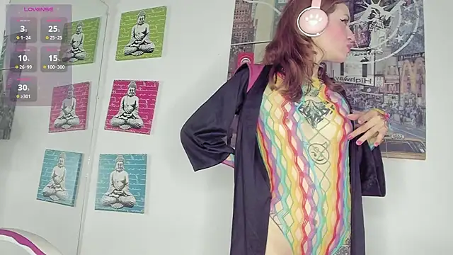 Snapshot of katt__black__ chatting on January 24, 2025, 9:47 pm katt black online show from January 24, 2025, 9:47 pm