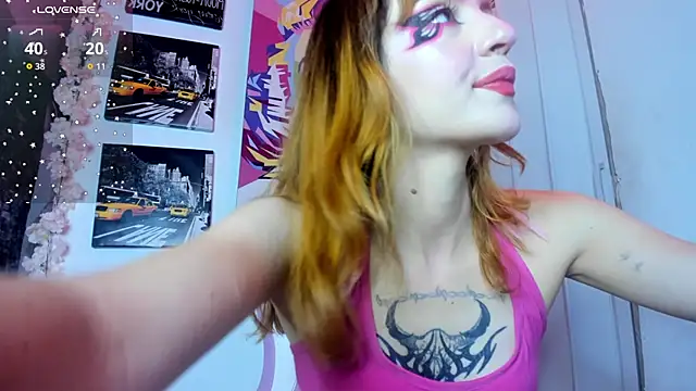 Snapshot of katt__black__ chatting on October 23, 2025, 9:02 pm katt black online show from October 23, 2025, 9:02 pm