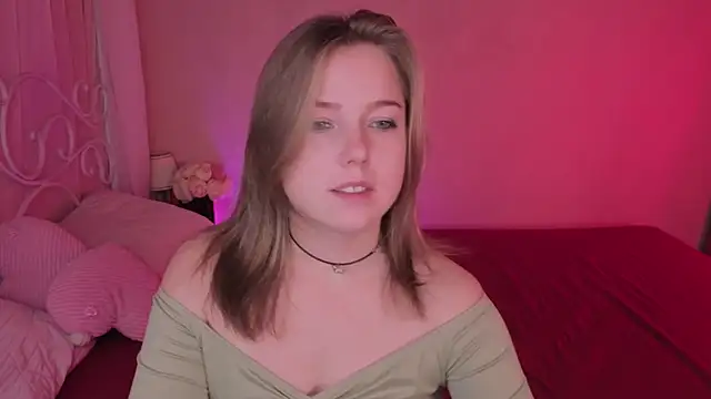 Snapshot of mary_ton chatting on October 15, 2025, 5:18 am mary ton online show from October 15, 2025, 5:18 am