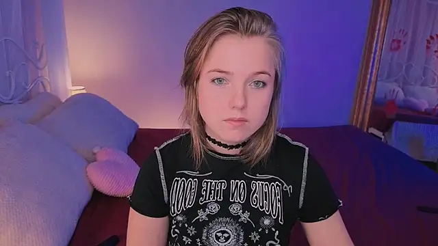 Snapshot of mary_ton chatting on November 5, 2025, 5:07 am mary ton online show from November 5, 2025, 5:07 am