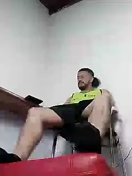 AndresSmith   online show from December 2, 2024, 3:47 am