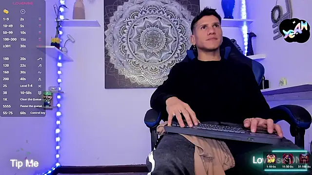 nakedfoam1 online show from March 28, 2026, 1:27 am