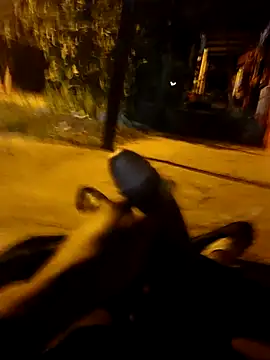 Snapshot of BeetledFlouter12 chatting on September 26, 2025, 6:17 am BeetledFlouter12 online show from September 26, 2025, 6:17 am