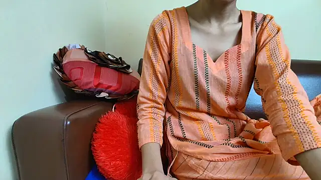 Srabontii online show from December 22, 2025, 11:46 pm