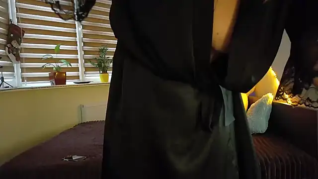 Denny Brenda online show from February 5, 2025, 7:39 am