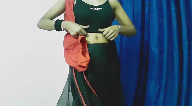 Cute Sanna online show from February 17, 2025, 4:59 pm