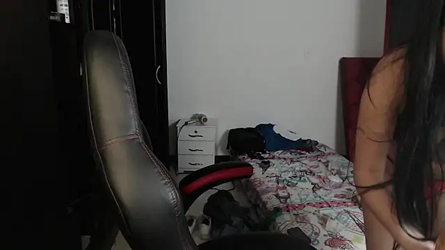 Snapshot of kayla_k18 chatting on February 20, 2025, 9:20 pm kayla k18 online show from February 20, 2025, 9:20 pm