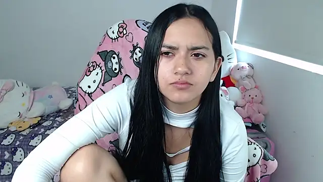 kayla k18 online show from May 13, 2026, 5:54 pm