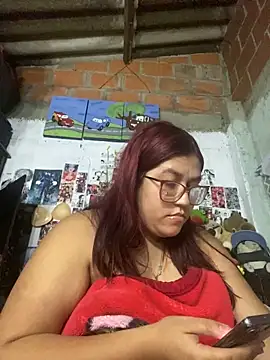 dafne19  online show from September 15, 2025, 4:56 am