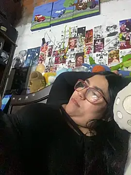 dafne19  online show from November 13, 2025, 4:44 am