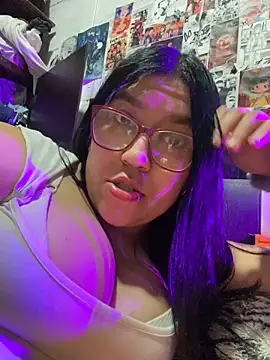 dafne19  online show from February 12, 2026, 4:18 am