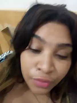 ambarlennoix online show from January 14, 2025, 7:06 am