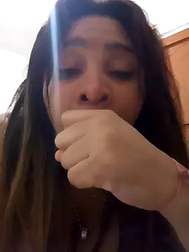 ambarlennoix online show from March 8, 2025, 7:38 am