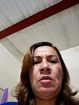 Snapshot of Zaralu_ chatting on October 12, 2025, 6:51 pm Zaralu online show from October 12, 2025, 6:51 pm