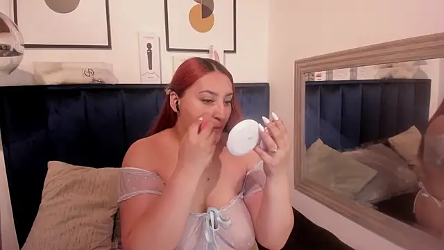 Snapshot of Alaia_Cute chatting on June 11, 2026, 3:04 am Alaia Cute online show from June 11, 2026, 3:04 am