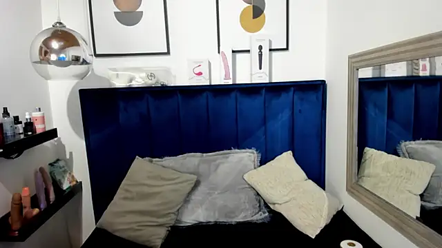 Alaia Cute online show from July 9, 2026, 2:37 am
