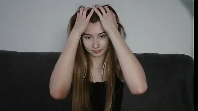 Snapshot of ErikaShyy chatting on December 26, 2024, 1:10 pm ErikaShyy online show from December 26, 2024, 1:10 pm