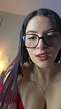 Snapshot of GabrielaMK chatting on July 18, 2026, 1:32 am GabrielaMK online show from July 18, 2026, 1:32 am