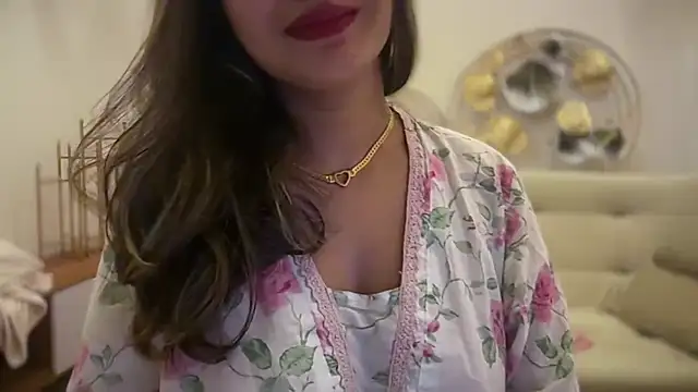 Snapshot of MaYaa__11 chatting on July 15, 2026, 2:17 am MaYaa 11 online show from July 15, 2026, 2:17 am