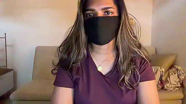 Snapshot of MaYaa__11 chatting on July 29, 2026, 7:17 am MaYaa 11 online show from July 29, 2026, 7:17 am