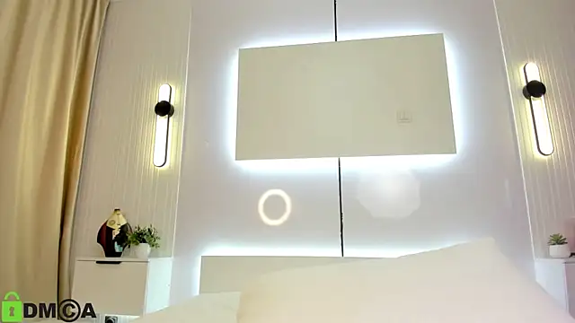 Snapshot of Lola_Peach chatting on January 31, 2025, 9:16 am Lola Peach online show from January 31, 2025, 9:16 am