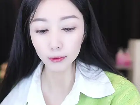 Nuyoah-77 online show from October 23, 2025, 12:10 am